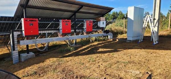 Instalacion de paneles solares HF Solar
